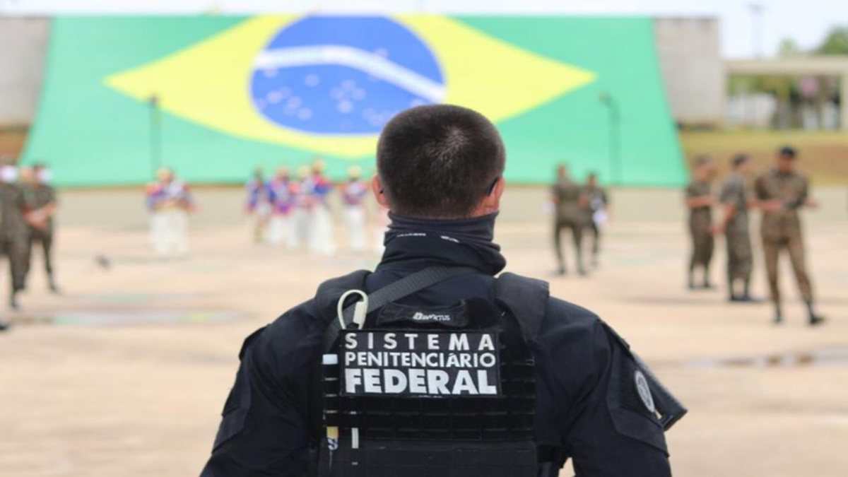 Criação da carreira de policial penal federal