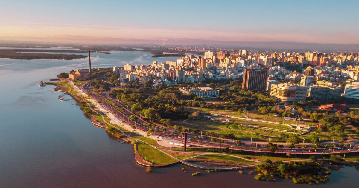 Até R$ 20 mil; Prepare-se para prova do ISS Porto Alegre!